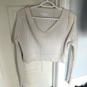 V-neck crop sweater